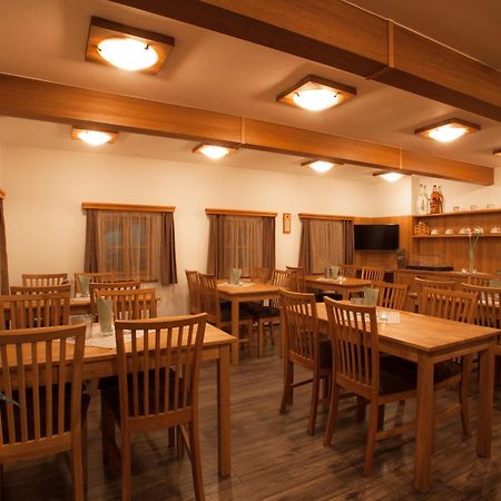Residence Buffalo Spindleruv Mlyn Bagian luar foto